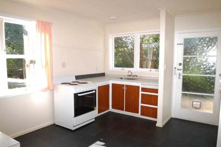 Photo of property in 1 Nola Avenue, Raumati Beach, Paraparaumu, 5032