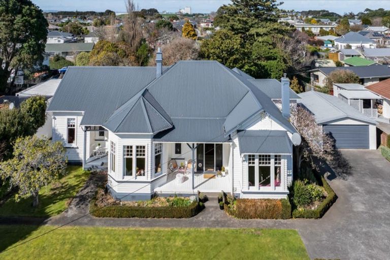 Photo of property in 33 Dives Avenue, Hawera, 4610