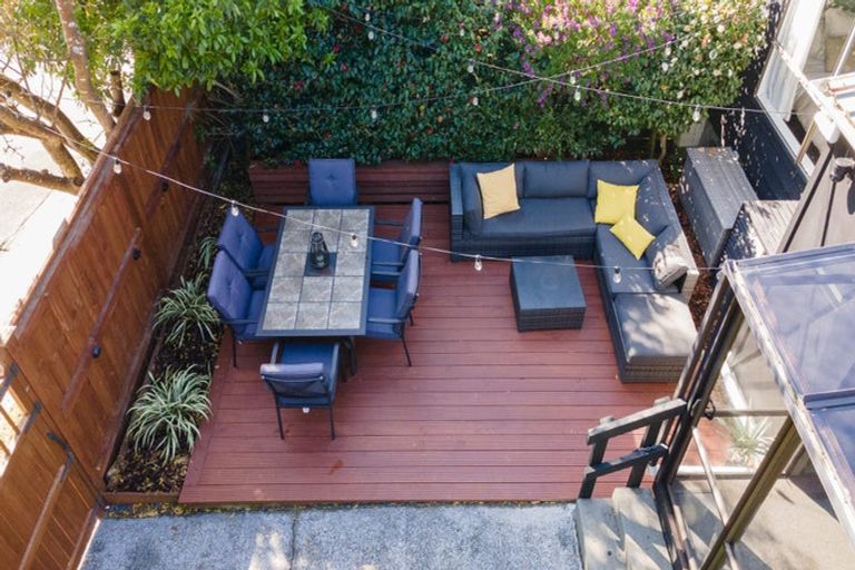 Photo of property in 2 Makatote Grove, Churton Park, Wellington, 6037