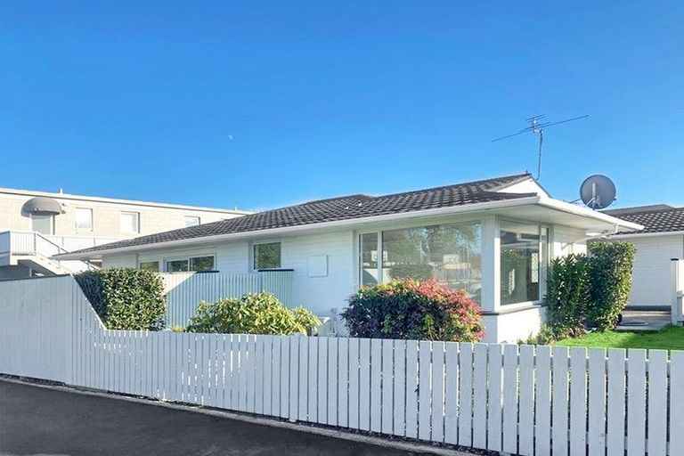 Photo of property in 1/29 Frank Street, Papanui, Christchurch, 8053
