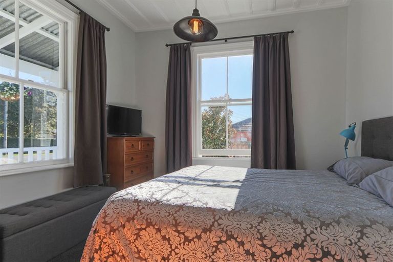 Photo of property in 17 Miro Street, Inglewood, 4330