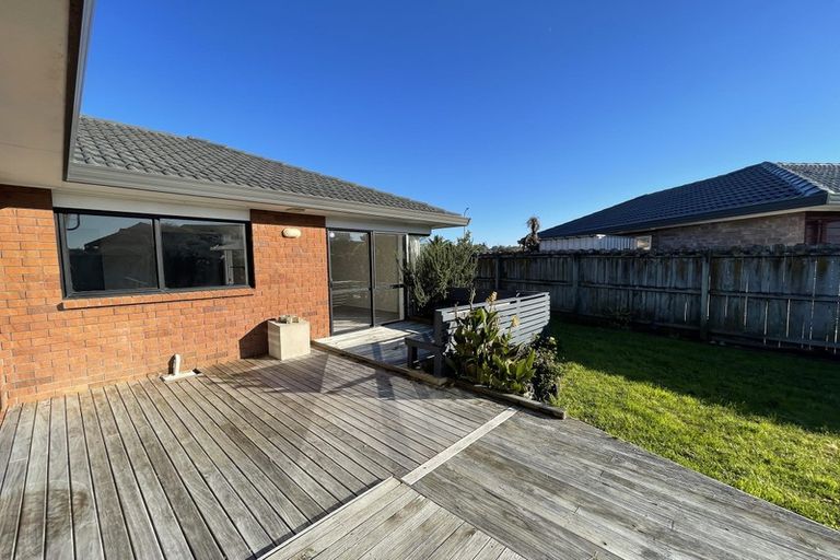 Photo of property in 152 Burswood Drive, Burswood, Auckland, 2013