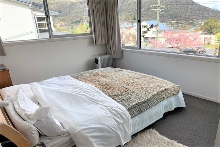 Photo of property in 96 Mcbride Street, Frankton, Queenstown, 9300