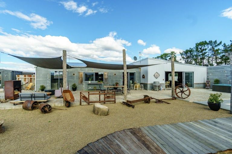 Photo of property in 454 Letts Gully Road, Letts Gully, Alexandra, 9393
