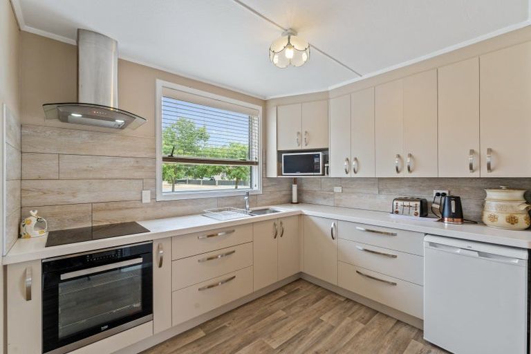 Photo of property in 3 Saint Cuthbert Place, Omarama, 9412