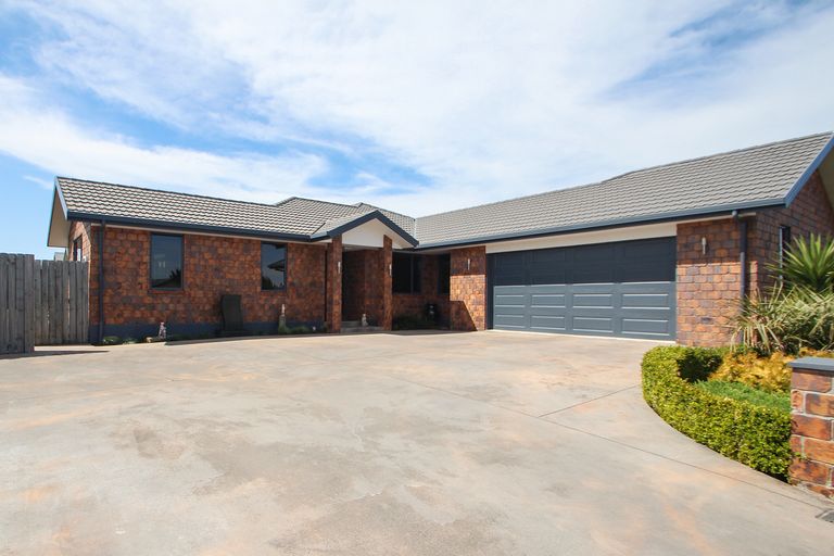 Photo of property in 10 North Ridge Drive, Oamaru North, Oamaru, 9400