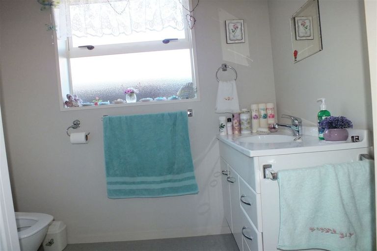 Photo of property in 13/13 Sylvan Street, Hillmorton, Christchurch, 8024