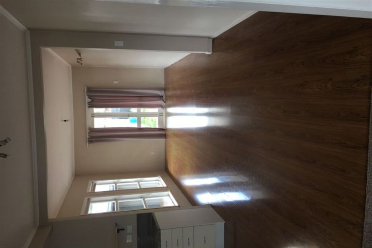 Photo of property in 34 Rollerson Street, Papakura, 2110