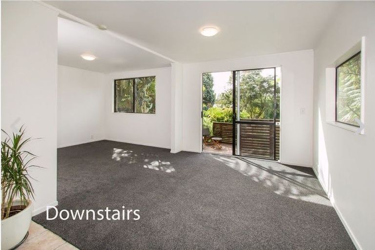 Photo of property in 19b Beverly Place, New Lynn, Auckland, 0600