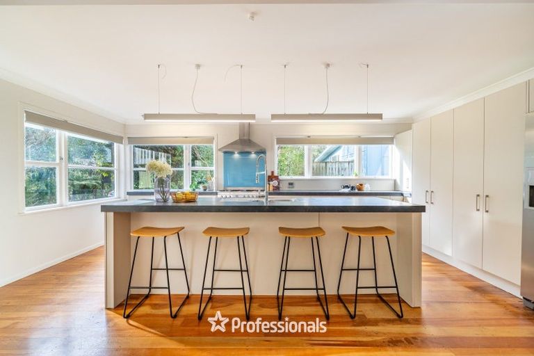 Photo of property in 108 Normandale Road, Normandale, Lower Hutt, 5010