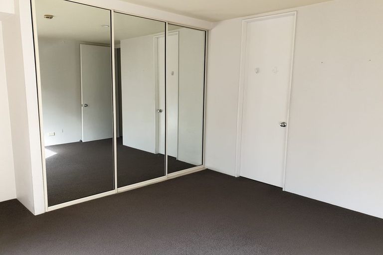 Photo of property in Sirocco Apartments, 606/8 Church Street, Wellington Central, Wellington, 6011