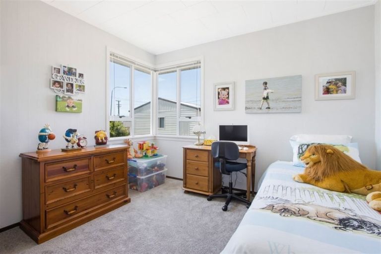 Photo of property in 16 Park Road, Katikati, 3129