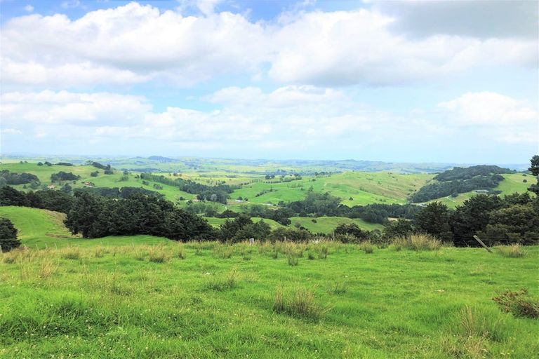 Photo of property in 504b Wairere Road, Maungaturoto, 0571