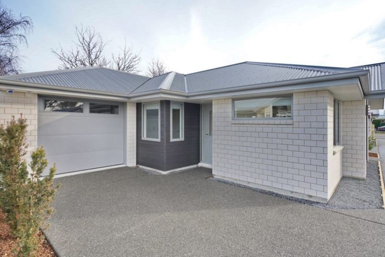 Photo of property in 250b Grahams Road, Bishopdale, Christchurch, 8053