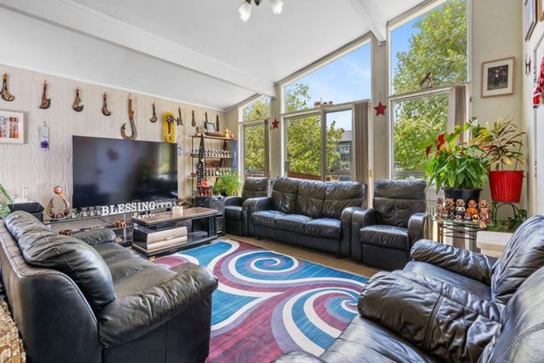 Photo of property in 258 Buckland Road, Mangere East, Auckland, 2024