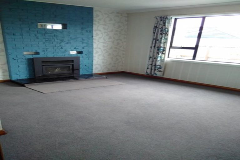 Photo of property in 27 Gladstone Road, Woodend, 7610