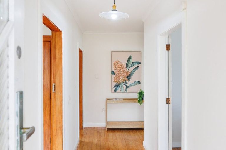 Photo of property in 7 Hobson Place, Takaro, Palmerston North, 4412