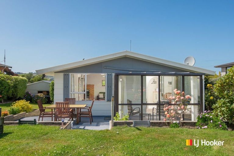 Photo of property in 29 Estuary Crescent, Fairfield, Dunedin, 9018