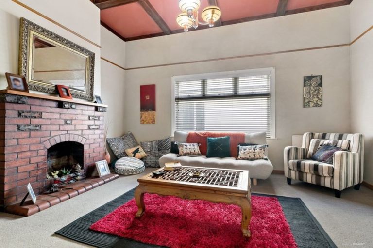 Photo of property in 19 Chelsea Street, Miramar, Wellington, 6022