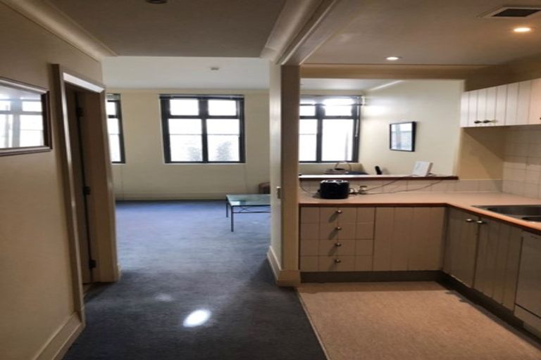 Photo of property in Kelvin House, 1a/16 The Terrace, Wellington Central, Wellington, 6011