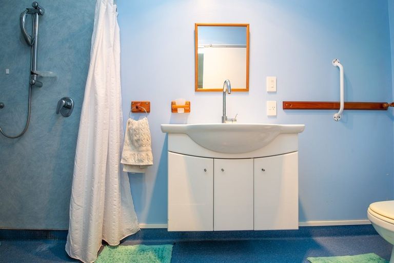 Photo of property in 3 Elmslie Place, Owhata, Rotorua, 3010