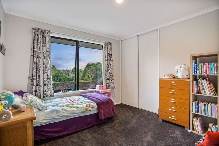 Photo of property in 51a Hibiscus Coast Highway, Silverdale, 0932