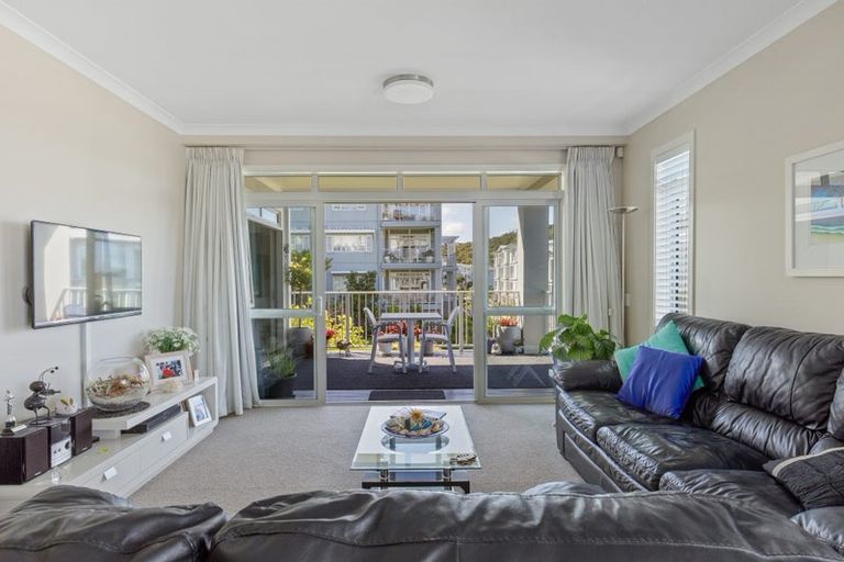 Photo of property in 76 Landmark Terrace, Orewa, 0931