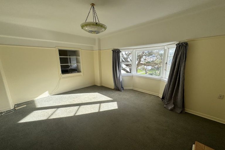 Photo of property in 82 Majoribanks Street, Mount Victoria, Wellington, 6011
