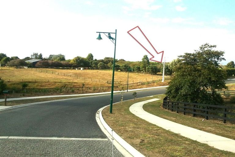 Photo of property in 98 Mcrobbie Road, Kingseat, Papakura, 2580