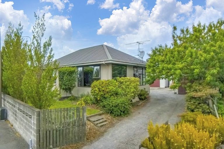 Photo of property in 37 Halswell Road, Hillmorton, Christchurch, 8025