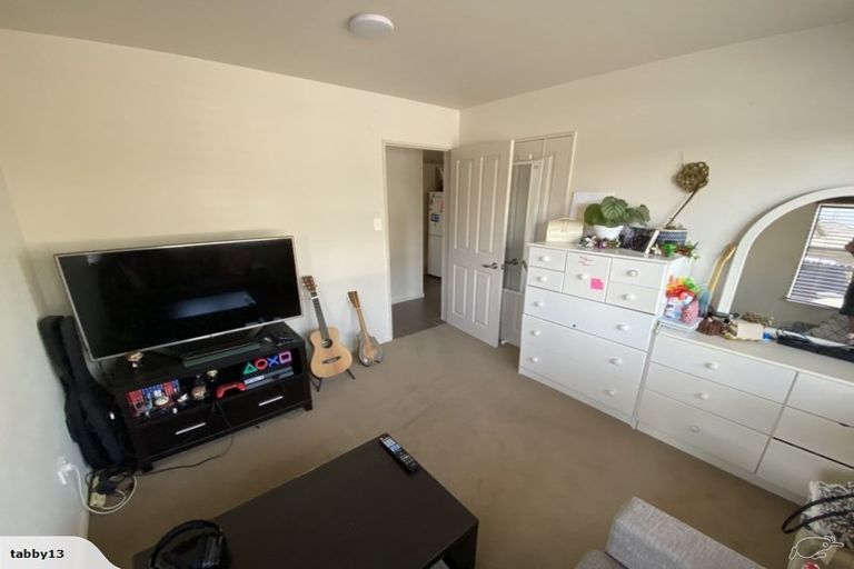 Photo of property in 212 Schnapper Rock Road, Schnapper Rock, Auckland, 0632