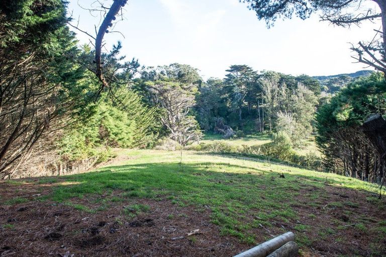Photo of property in 450 Ohariu Valley Road, Ohariu, Wellington, 6037