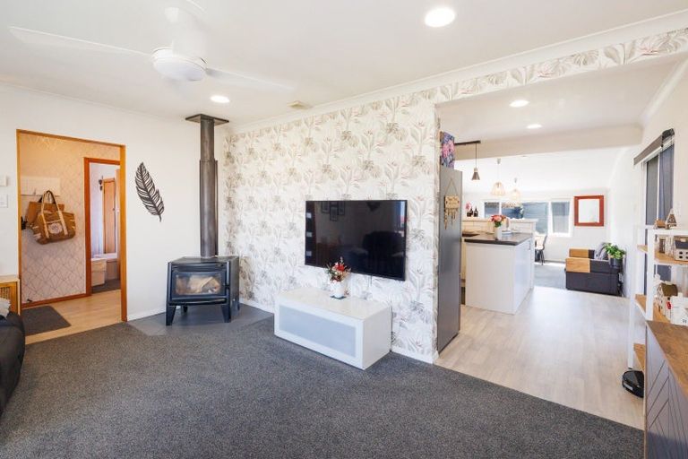 Photo of property in 50 Haydon Street, Roslyn, Palmerston North, 4414