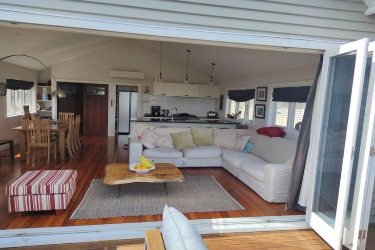 Photo of property in 1/77 Clovelly Road, Bucklands Beach, Auckland, 2012