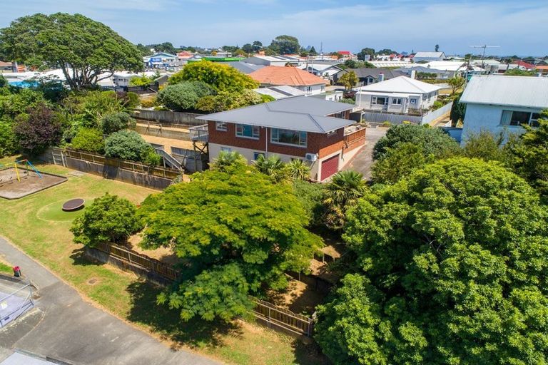 Photo of property in 9b Normanby Street, Fitzroy, New Plymouth, 4312