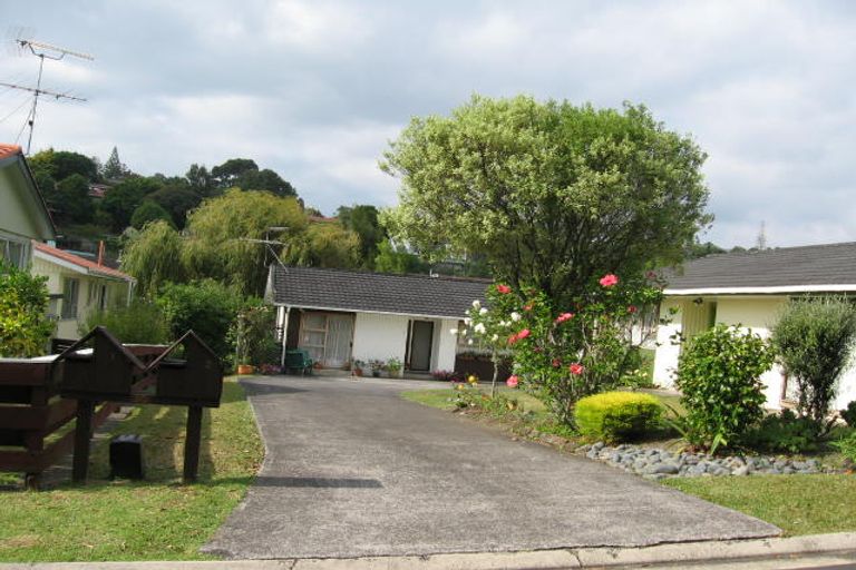 Photo of property in 1/30 Scarlock Avenue, Browns Bay, Auckland, 0630