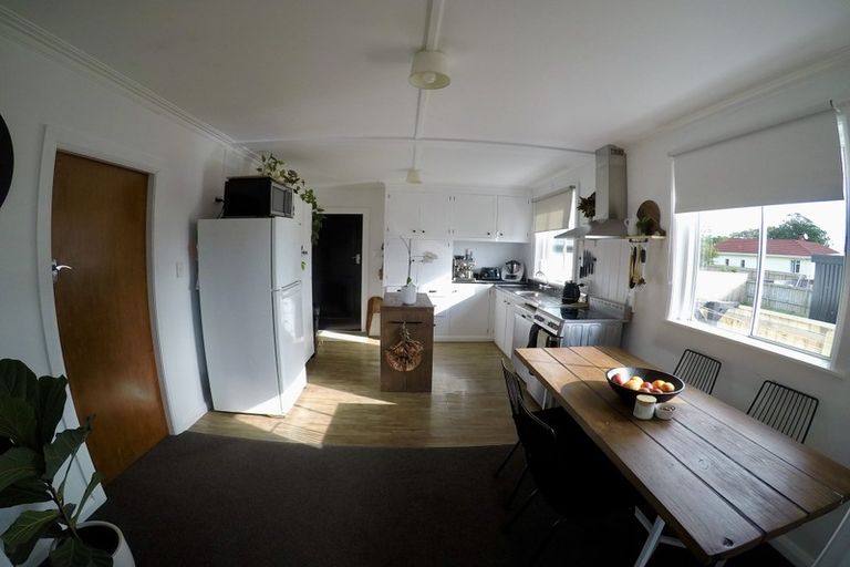 Photo of property in 59 Browne Street, Waitara, 4320