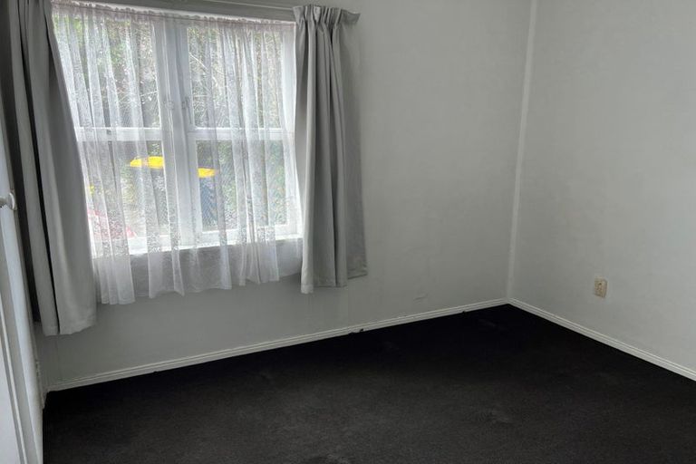 Photo of property in 377a Triangle Road, Henderson, Auckland, 0610