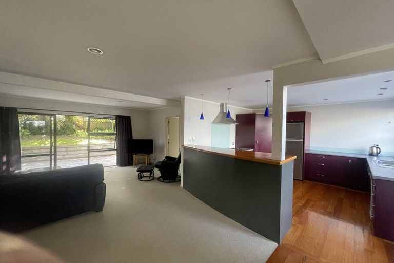 Photo of property in 4/6 City View Terrace, Birkenhead, Auckland, 0626