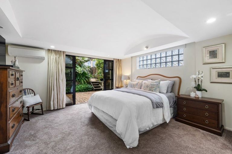 Photo of property in 1/13 Takutai Avenue, Bucklands Beach, Auckland, 2012