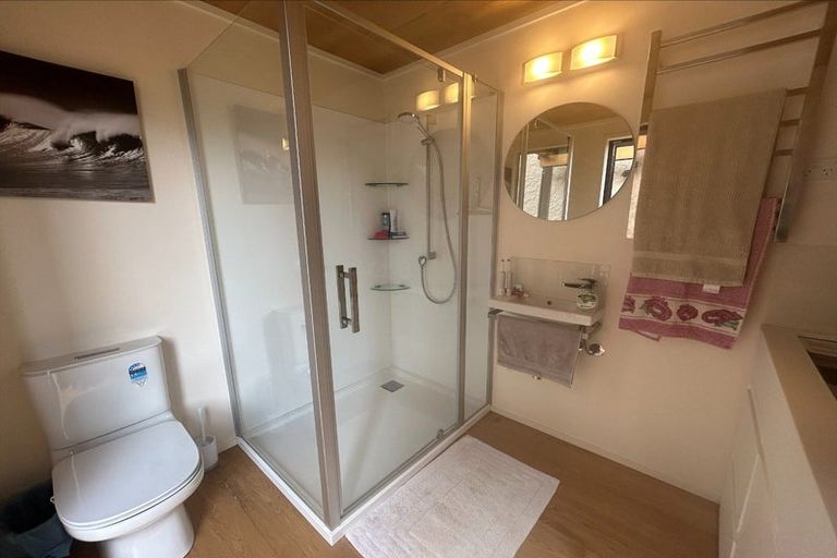 Photo of property in 43 Tahunanui Drive, Tahunanui, Nelson, 7011