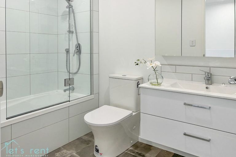 Photo of property in 23 Ngae Place, Mangere East, Auckland, 2024
