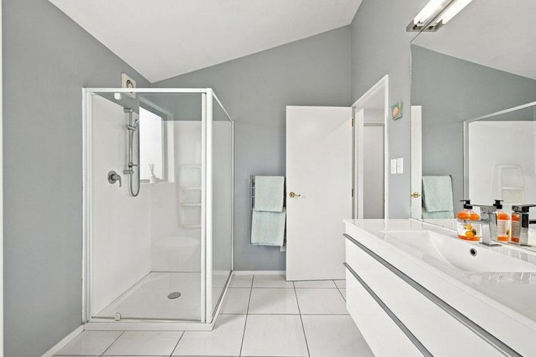 Photo of property in 122a Rose Street, Somerfield, Christchurch, 8024