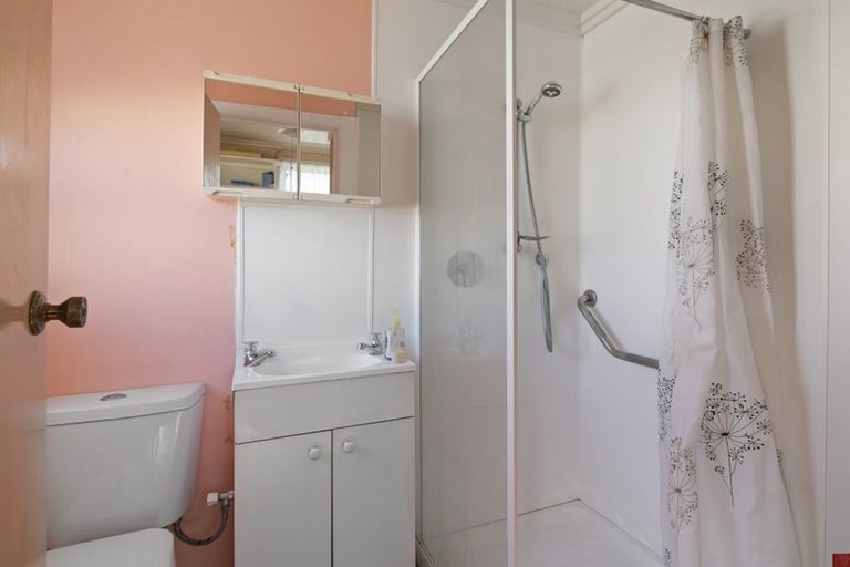 Photo of property in 8 Rata Street, Wairakei, Taupo, 3332