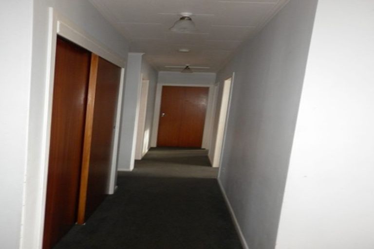 Photo of property in 72 California Drive, Totara Park, Upper Hutt, 5018