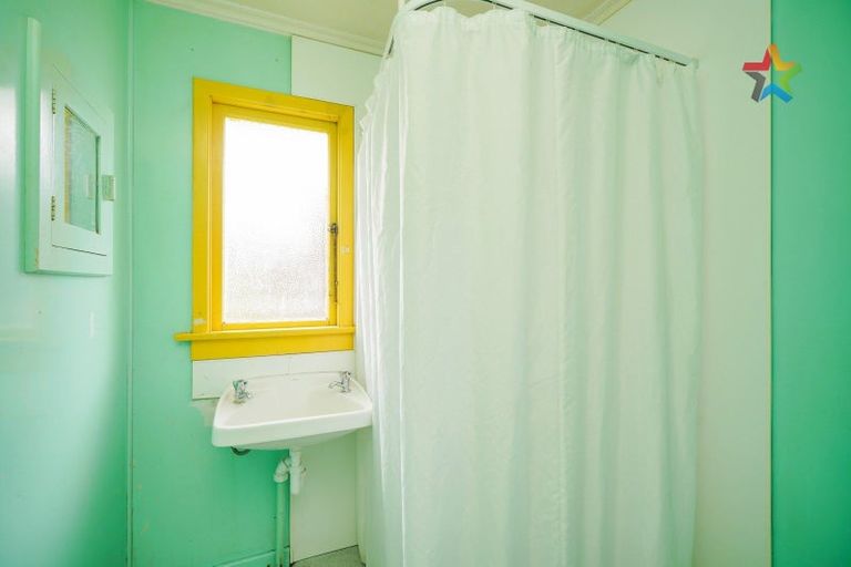 Photo of property in 48 Price Street, Grasmere, Invercargill, 9810