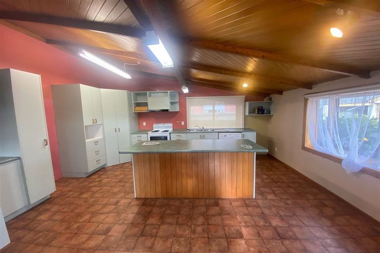 Photo of property in 5 Fulham Street, Islington, Christchurch, 8042