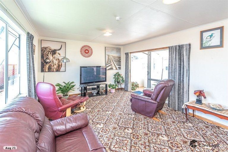 Photo of property in 202 Puriri Street, Castlecliff, Whanganui, 4501