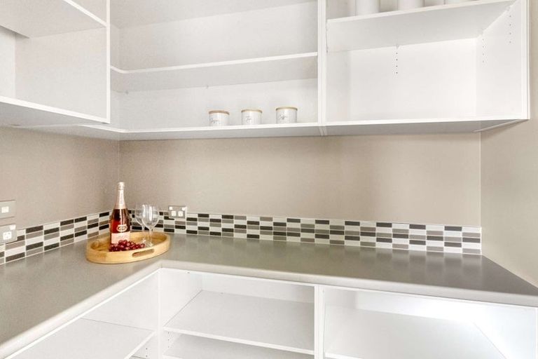 Photo of property in 32 Preston Avenue, West Melton, 7618