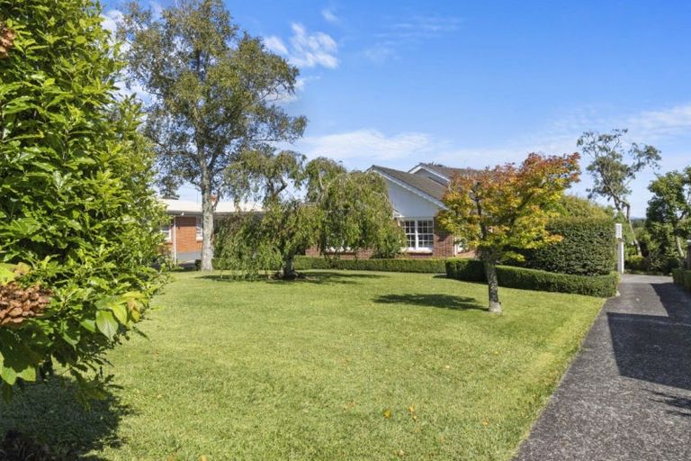 Photo of property in 39 Hillcrest Road, Hillcrest, Hamilton, 3216